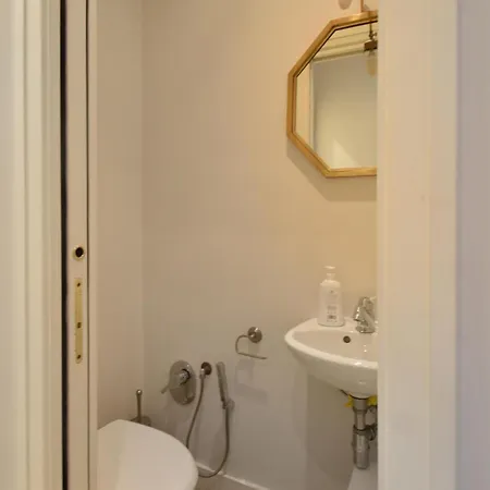 Amazing In With Kitchen Appartement *