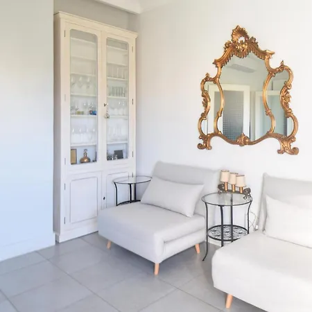 Appartement Amazing In With Kitchen Rome